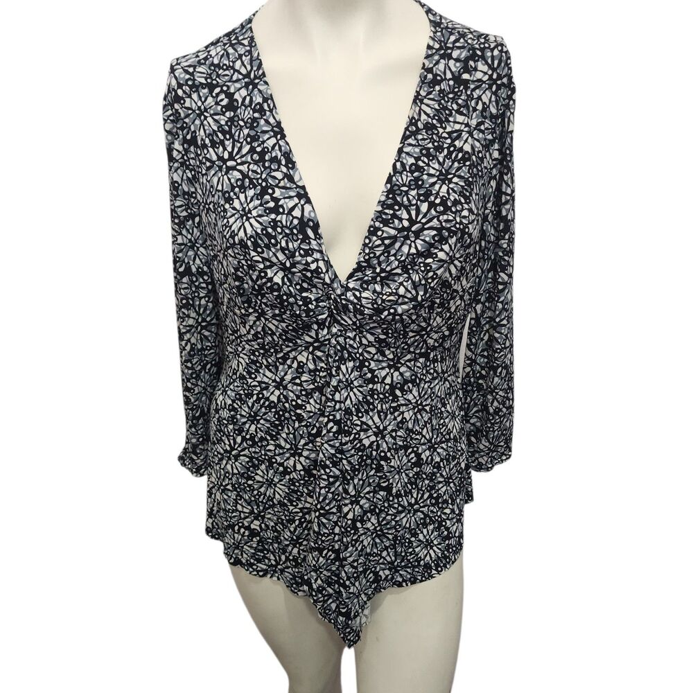 Ronni Nicole Black White Abstract Print Blouse V Neck Stretch Top 14
